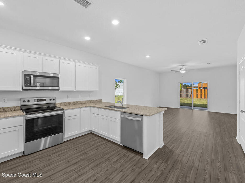 1299 Bluff Avenue, Palm Bay, FL 32907