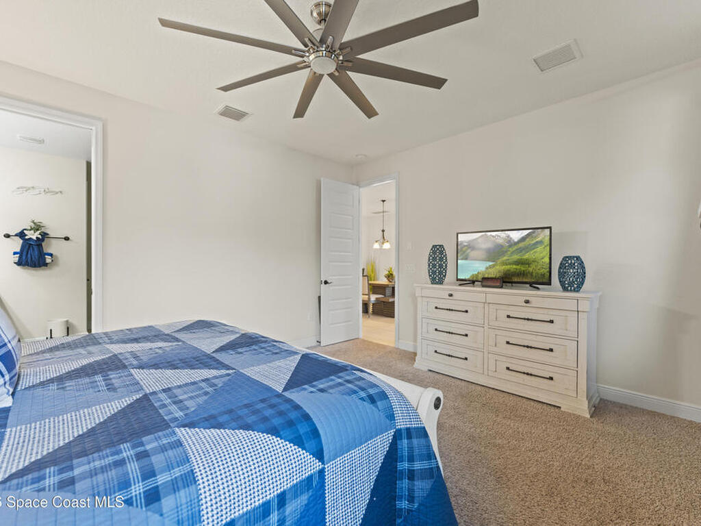 8263 Loren Cove Drive, Melbourne, FL 32940