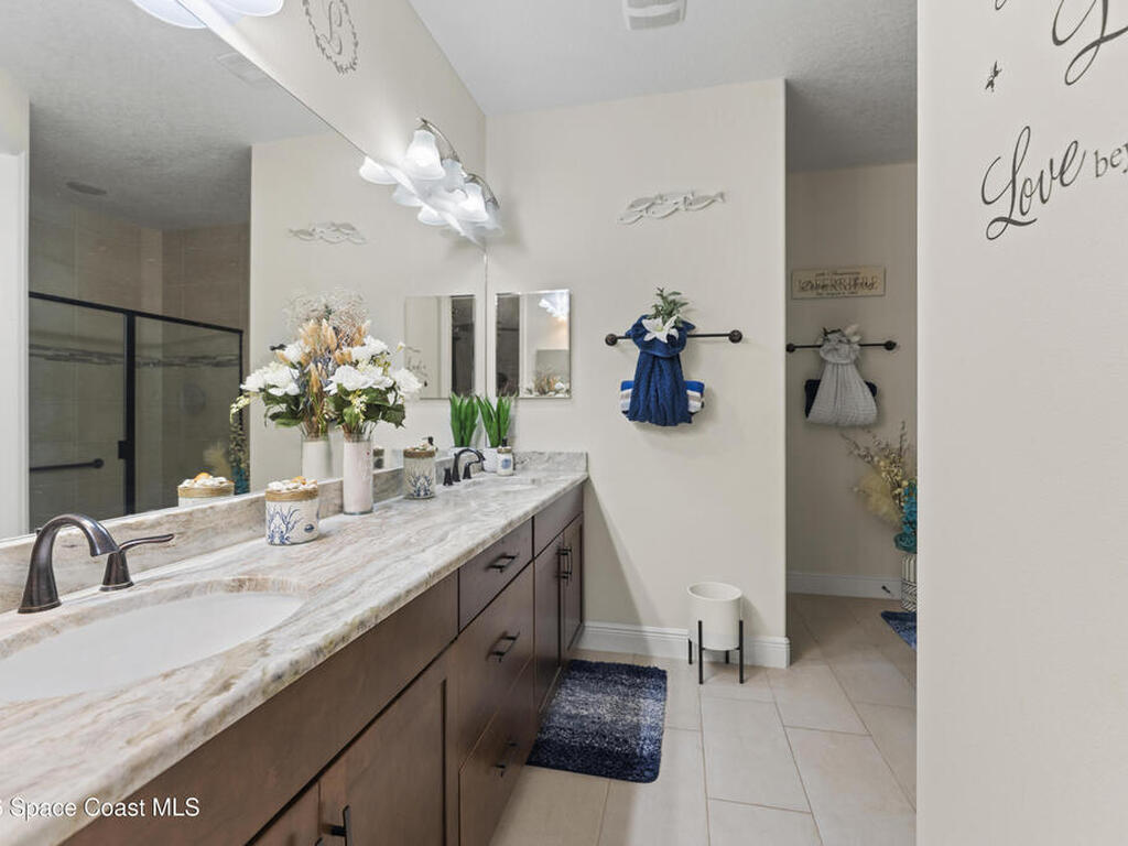 8263 Loren Cove Drive, Melbourne, FL 32940