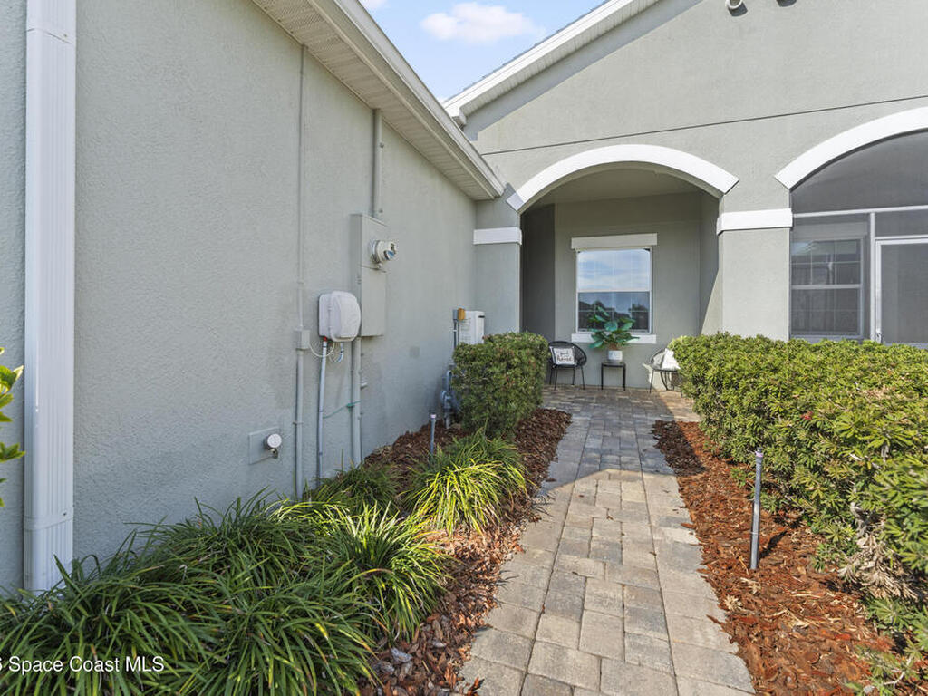 8263 Loren Cove Drive, Melbourne, FL 32940
