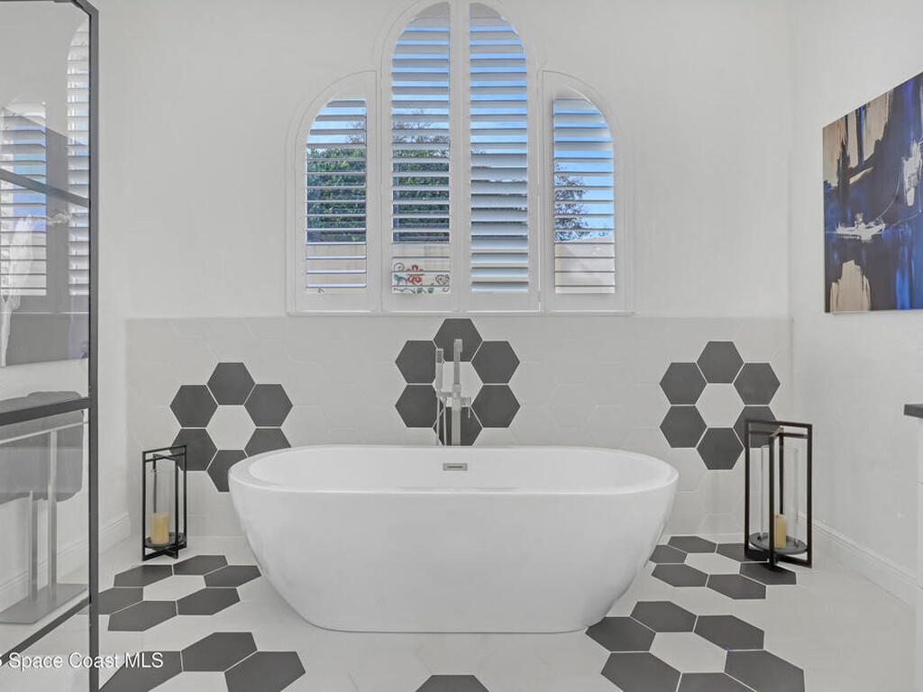 529 Spring Lake Drive, Melbourne, FL 32940