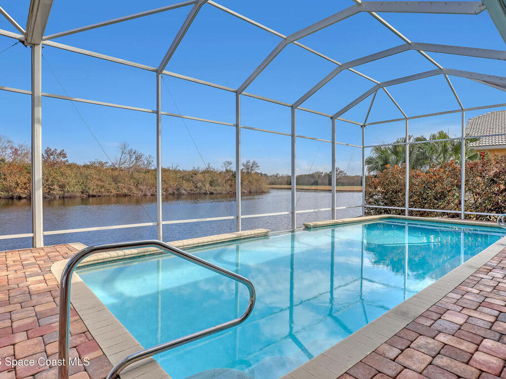 529 Spring Lake Drive, Melbourne, FL 32940