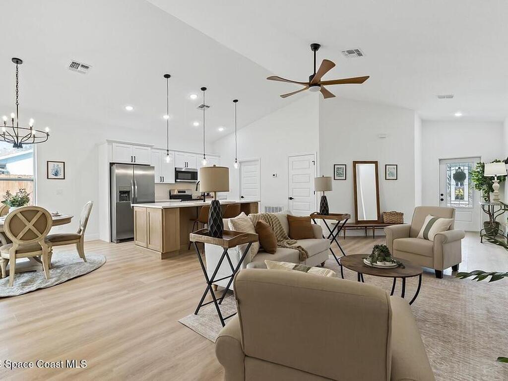 8635 98th Court, Vero Beach, FL 32967