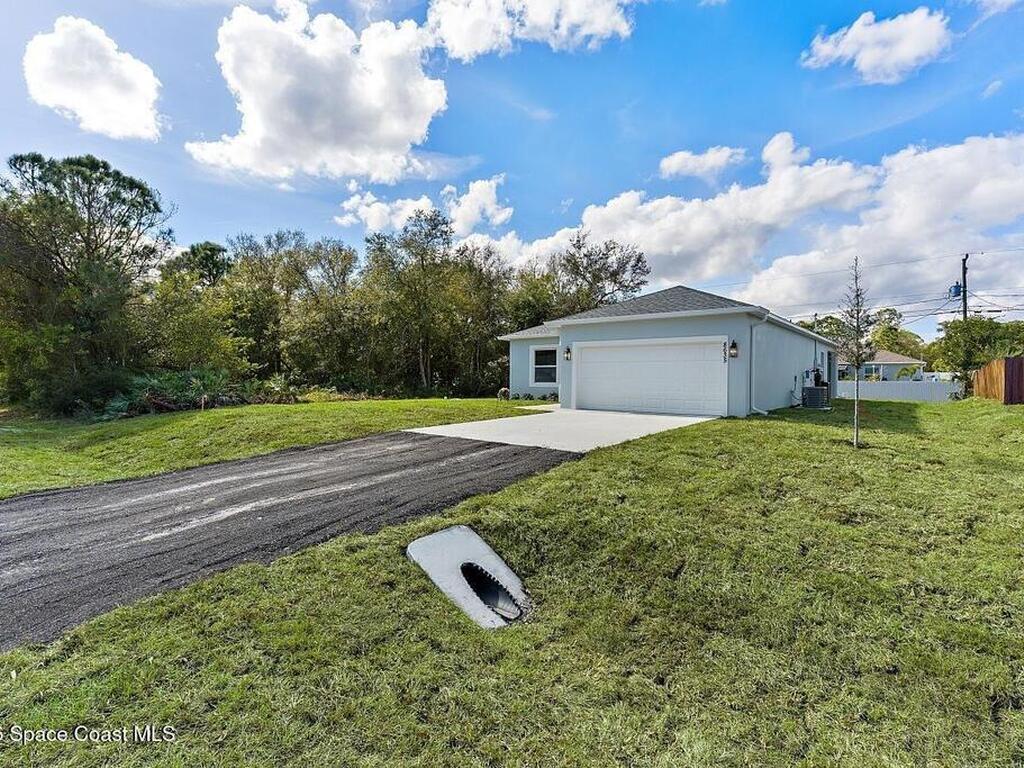8635 98th Court, Vero Beach, FL 32967