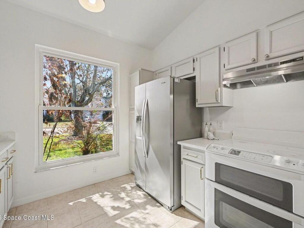 1691 Clover Circle, Melbourne, FL 32935