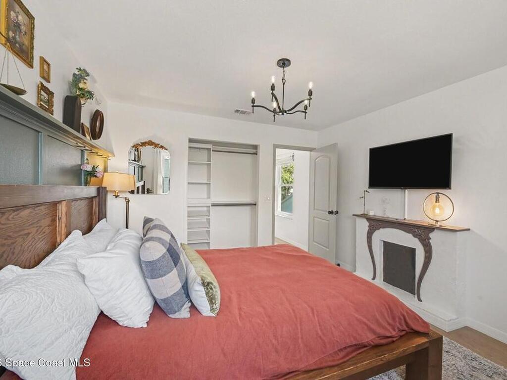 1691 Clover Circle, Melbourne, FL 32935