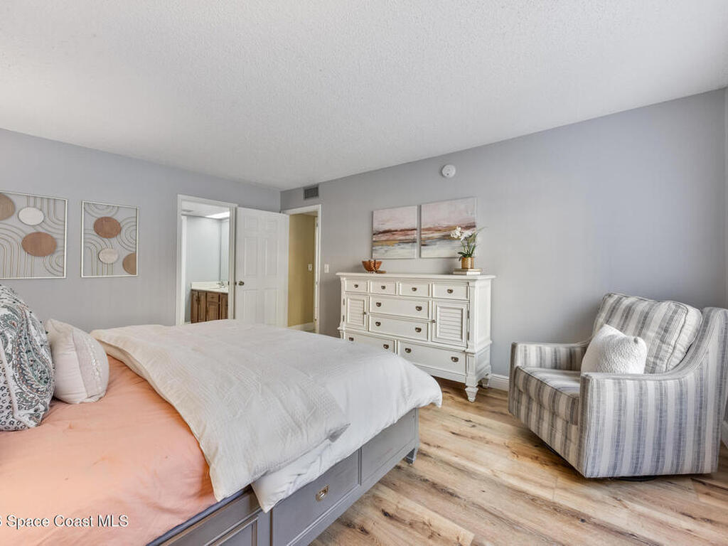 115 N Indian River Drive, Cocoa, FL 32922