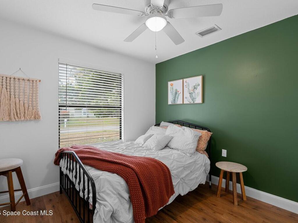 1562 Schooner Lane, Sebastian, FL 32958