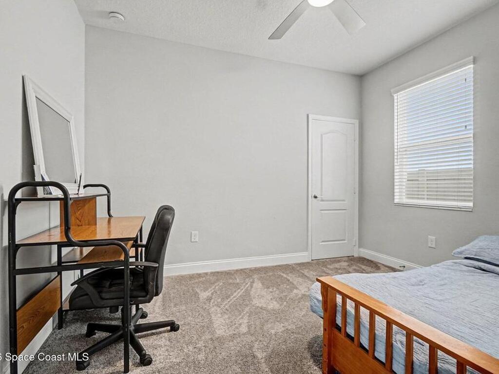 6035 Monterey Cypress Trail, Sanford, FL 32771