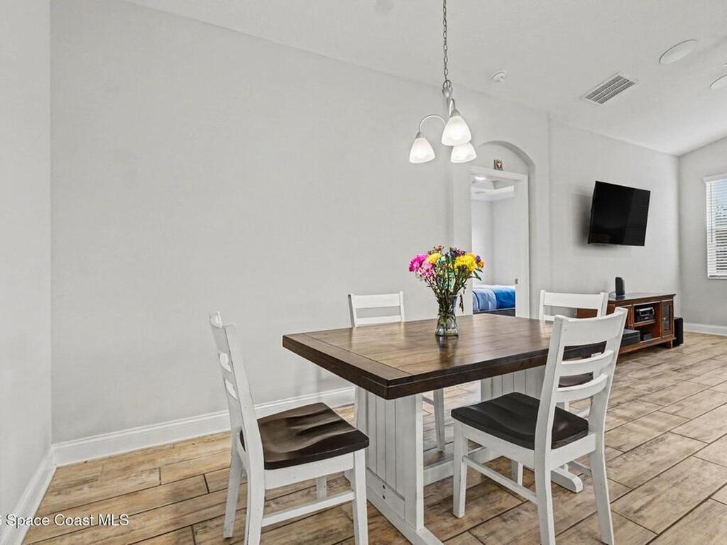 6035 Monterey Cypress Trail, Sanford, FL 32771