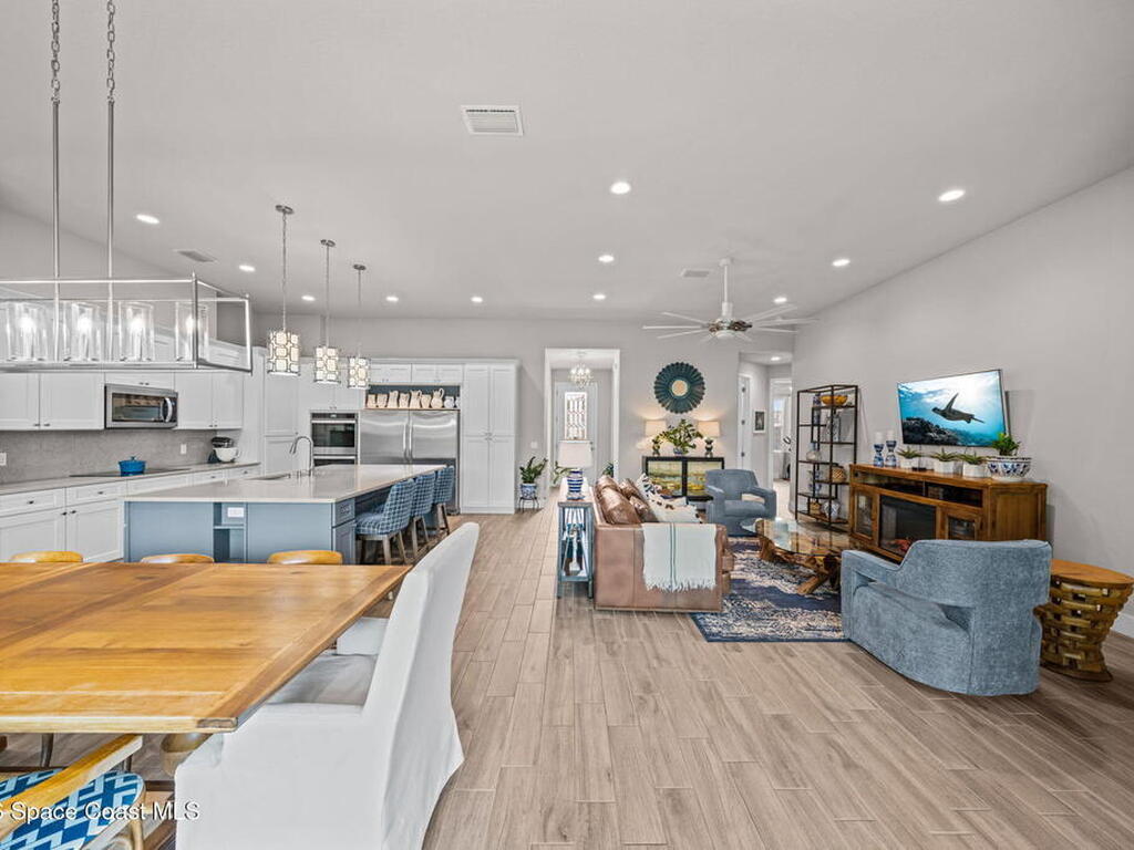 1176 Fulton Circle, Titusville, FL 32780