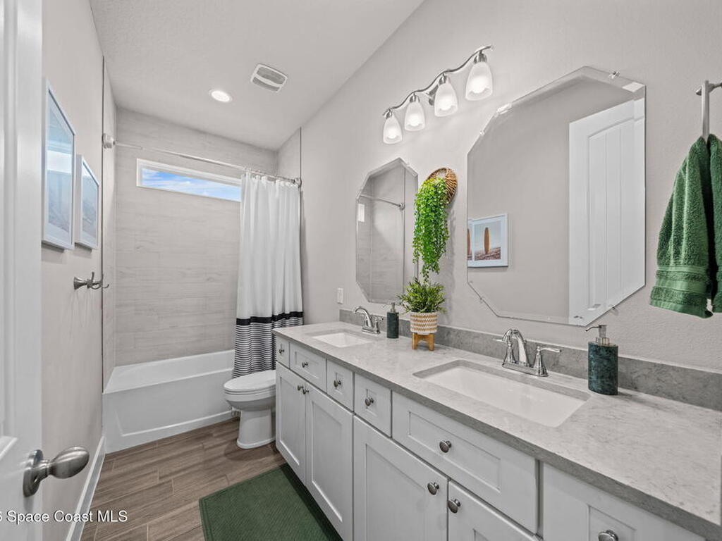 1176 Fulton Circle, Titusville, FL 32780