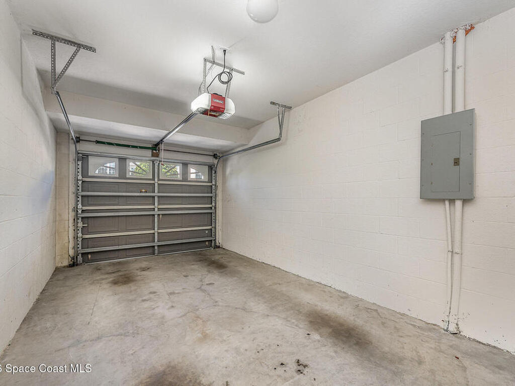 401 Trotter Lane, Melbourne, FL 32940