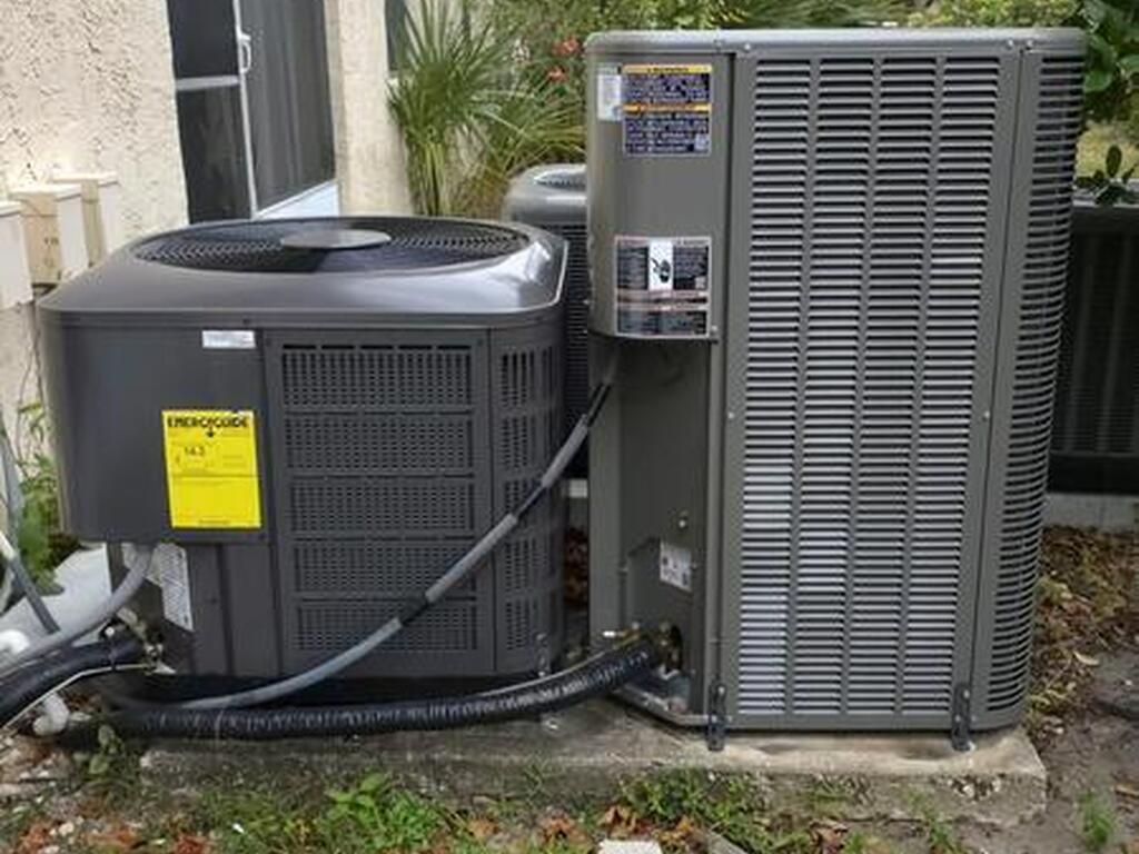 3118 Sir Hamilton Circle, Titusville, FL 32780