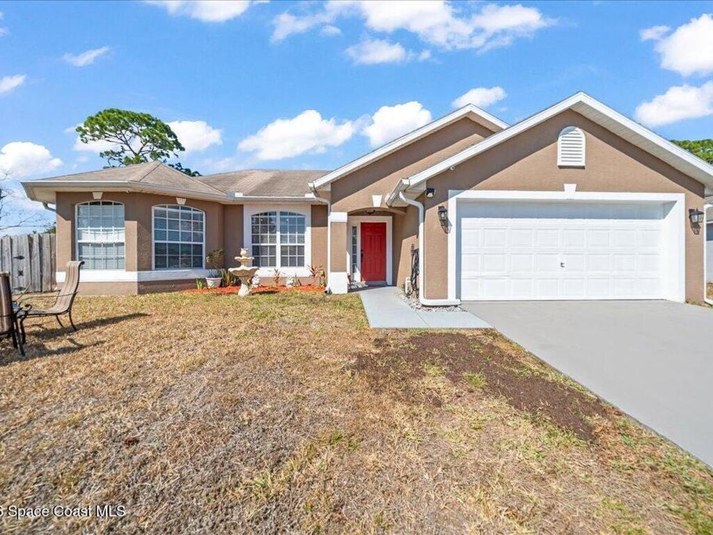 1323 Beche Street, Palm Bay, FL 32909