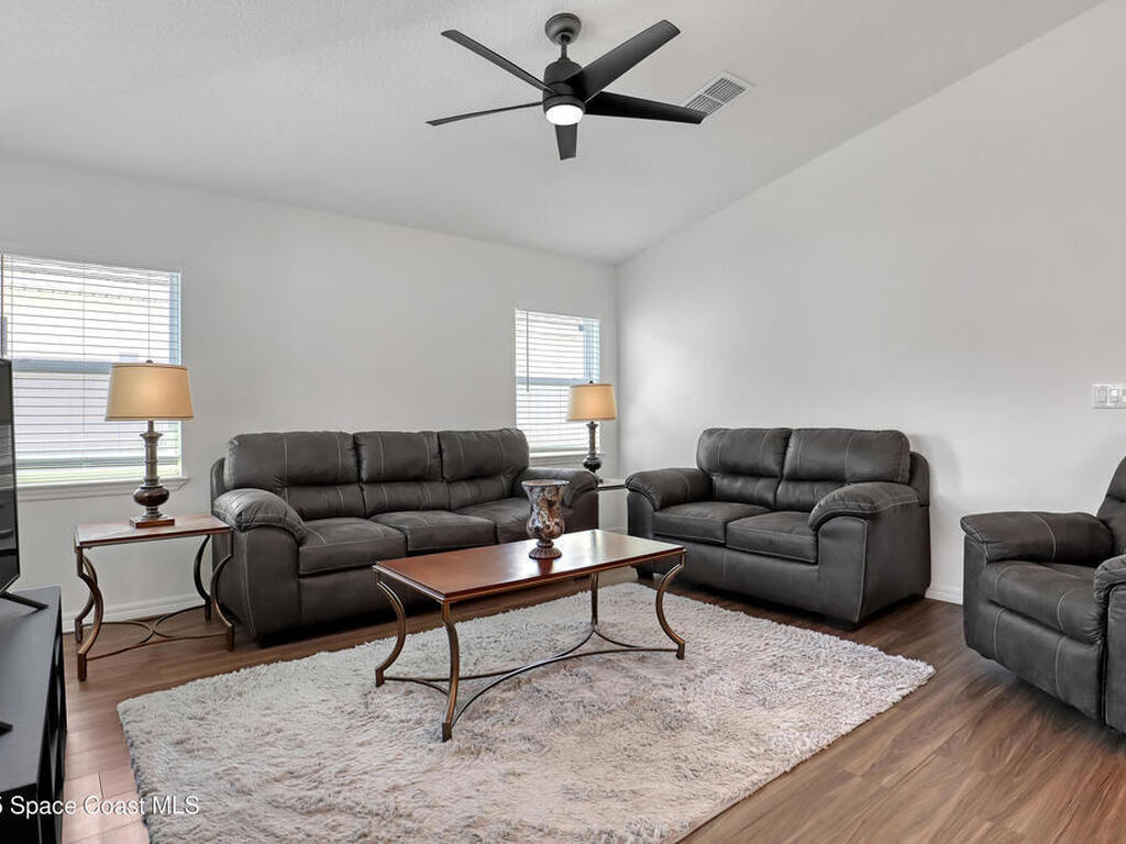 1028 Corbin Circle, Palm Bay, FL 32908