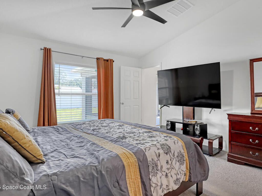 1028 Corbin Circle, Palm Bay, FL 32908