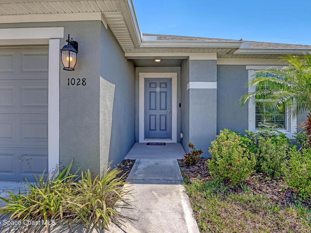 1028 Corbin Circle, Palm Bay, FL 32908