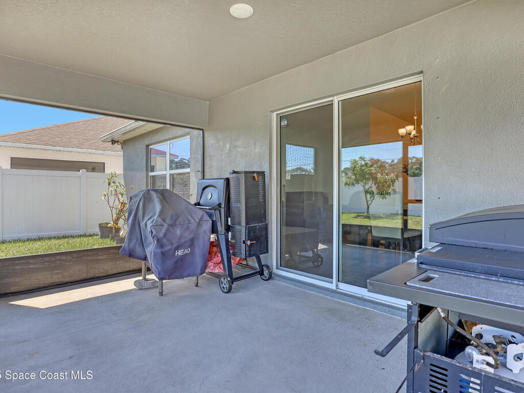 1028 Corbin Circle, Palm Bay, FL 32908