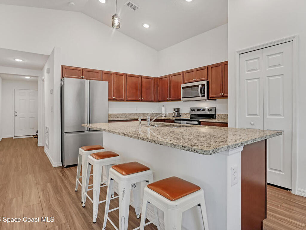 1028 Corbin Circle, Palm Bay, FL 32908