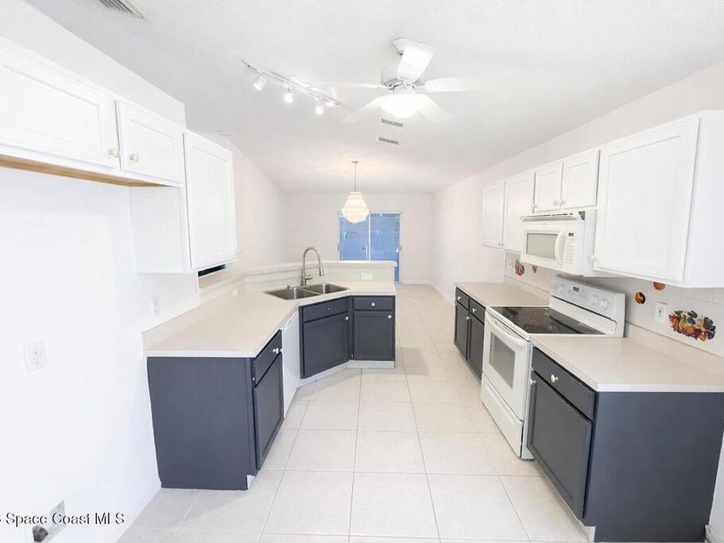 2235 Myla Lane, Melbourne, FL 32935