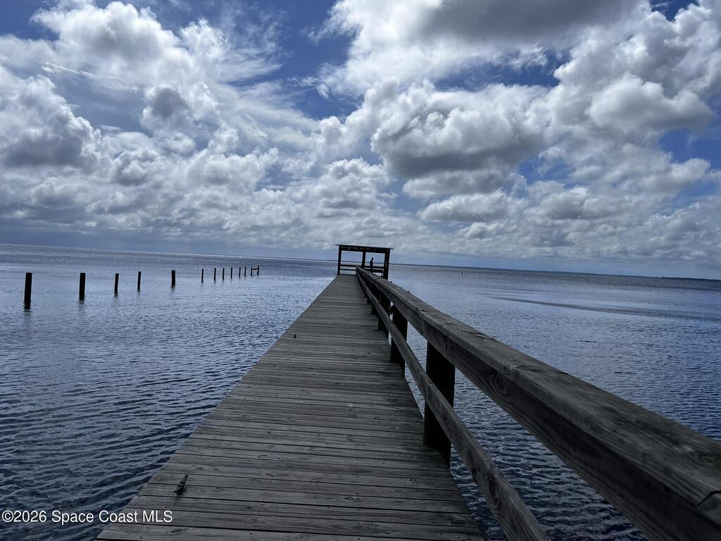 181 Lakeway Drive, Georgetown, FL 32139