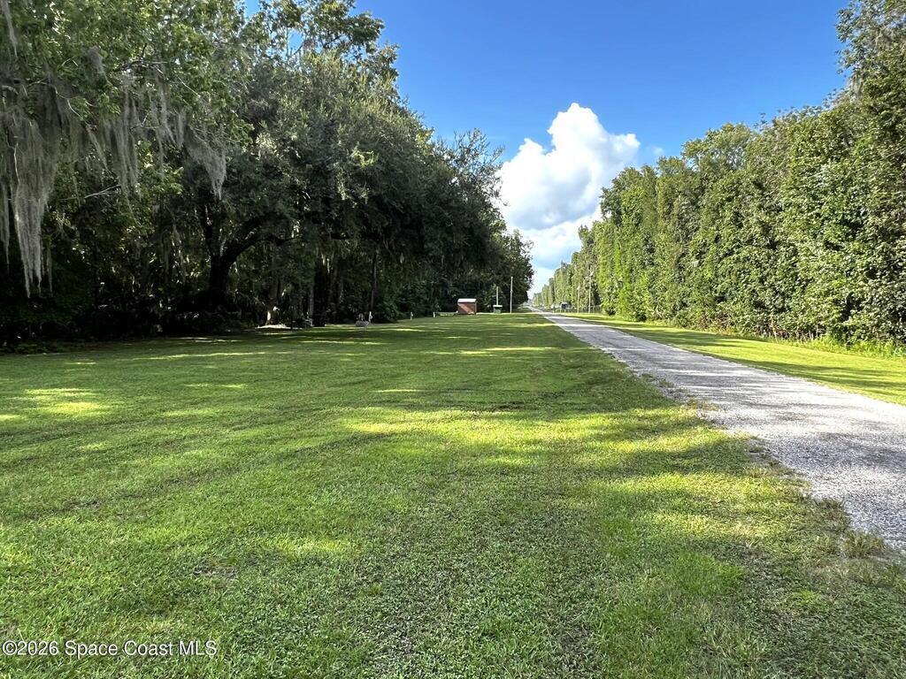 181 Lakeway Drive, Georgetown, FL 32139