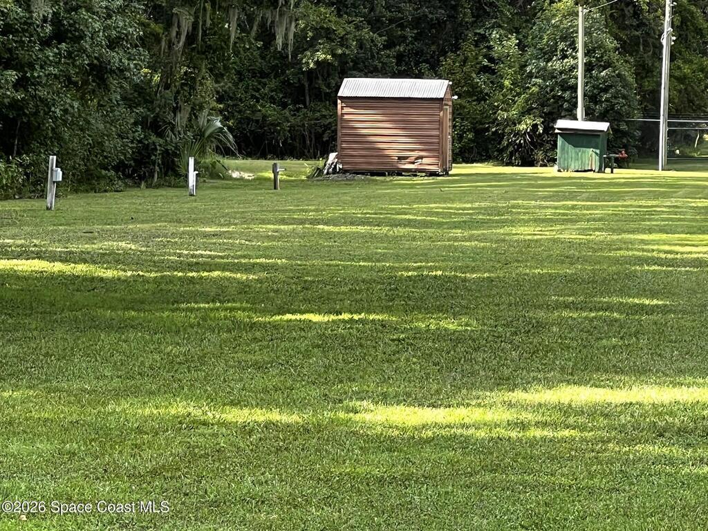 181 Lakeway Drive, Georgetown, FL 32139