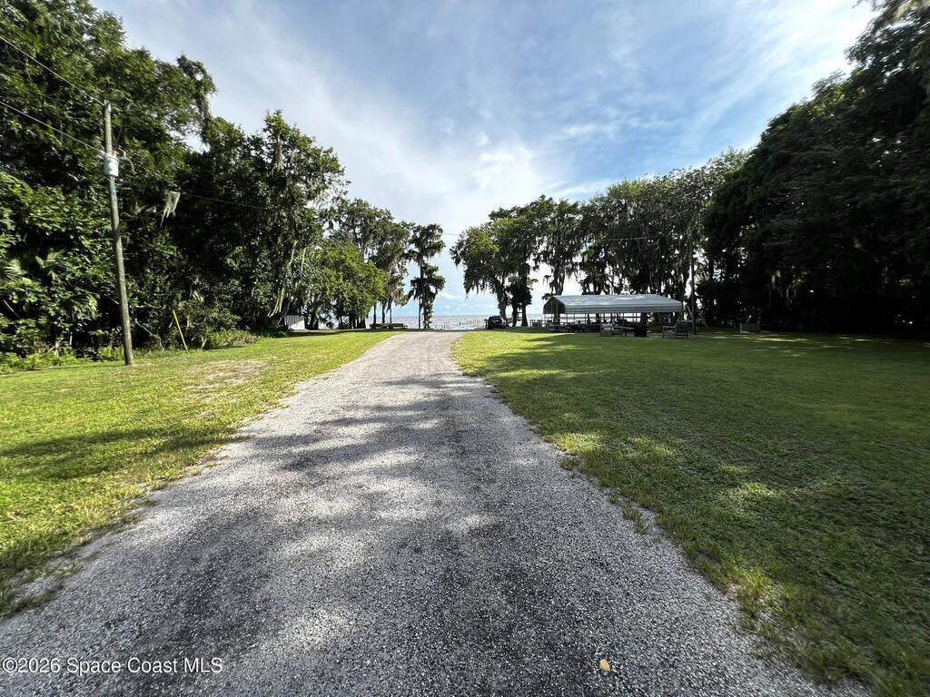 181 Lakeway Drive, Georgetown, FL 32139