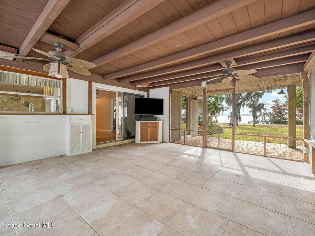 9650 S Tropical Trail, Merritt Island, FL 32952