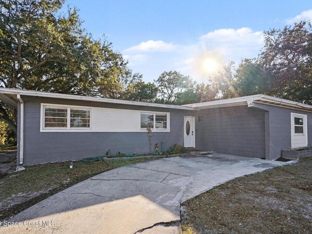 809 Espanola Way, Melbourne, FL 32901