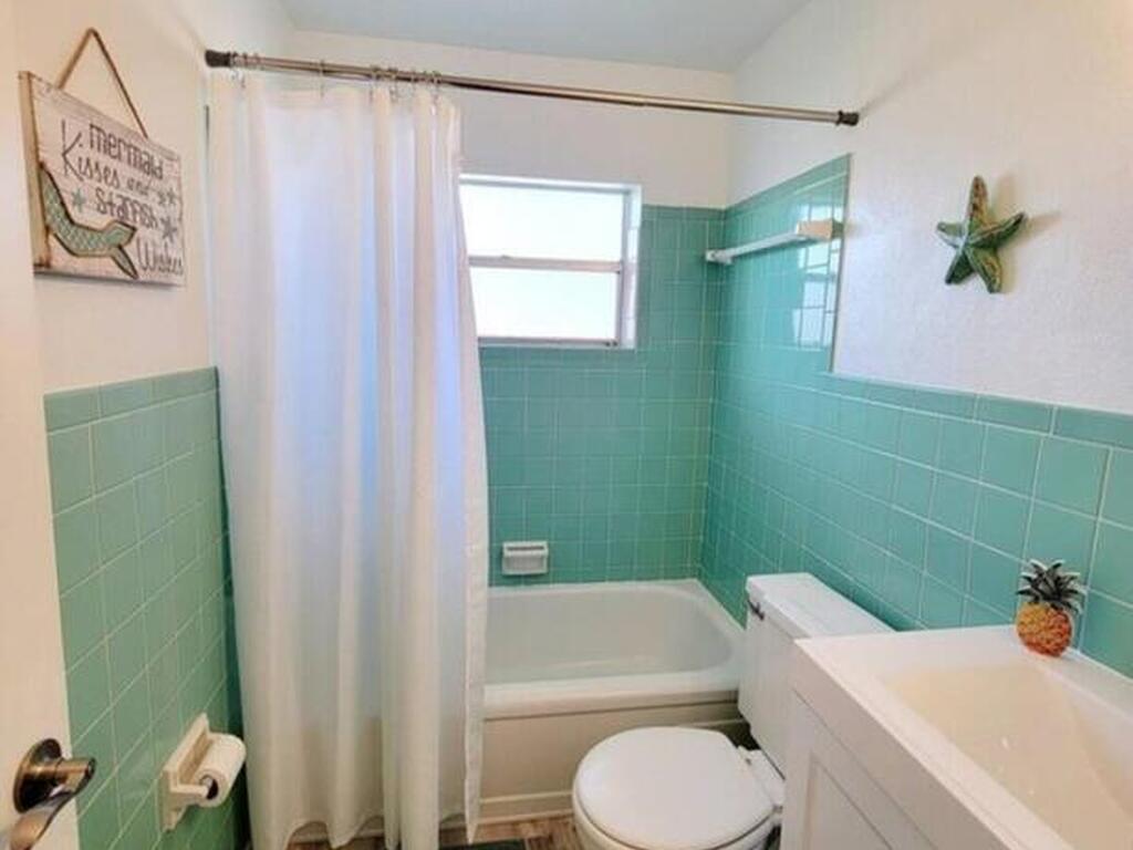 7605 Ridgewood Avenue, Cape Canaveral, FL 32920