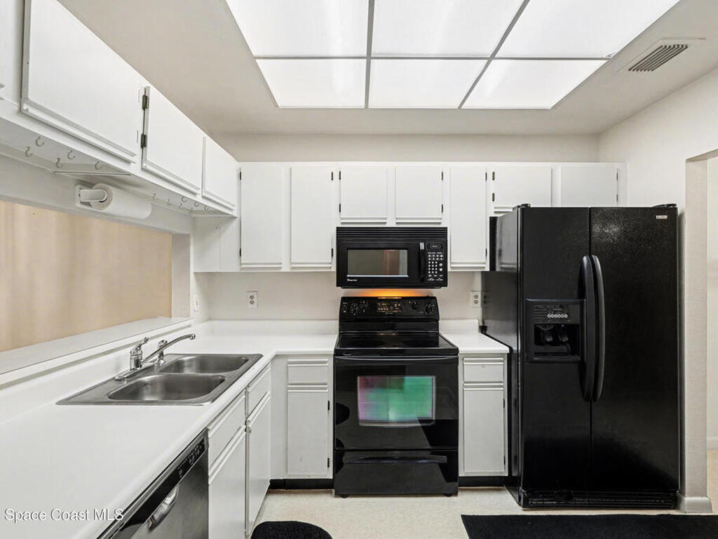 756 S Orlando Avenue, Cocoa Beach, FL 32931