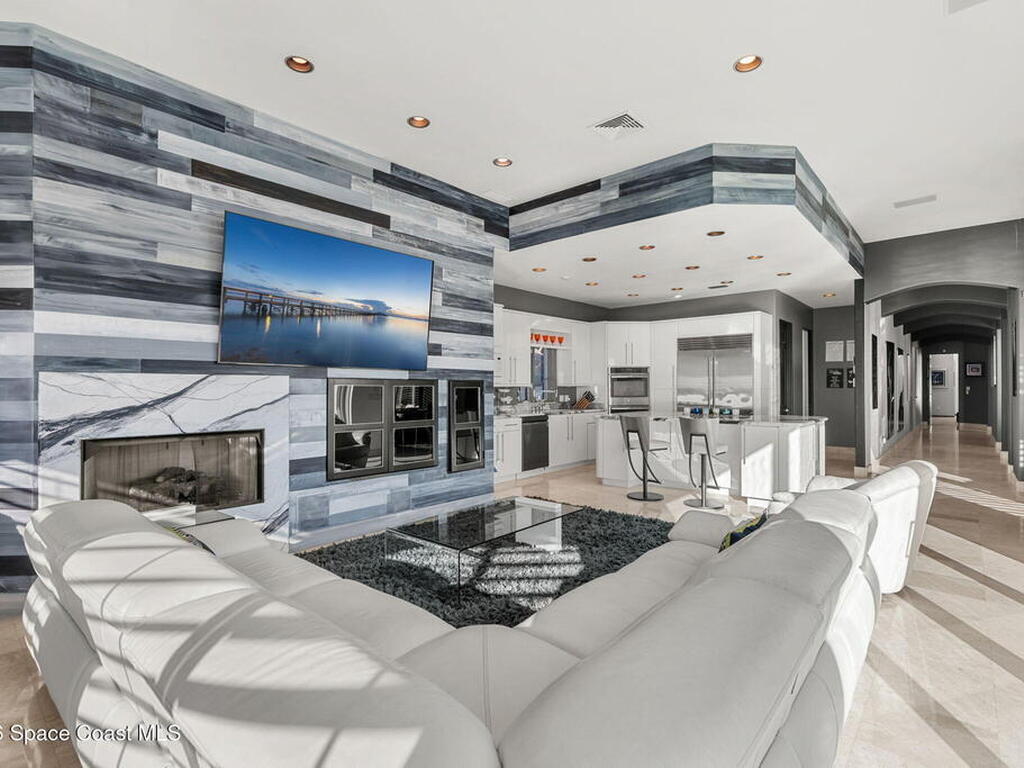 4828 S Peninsula Drive, Ponce Inlet, FL 32127