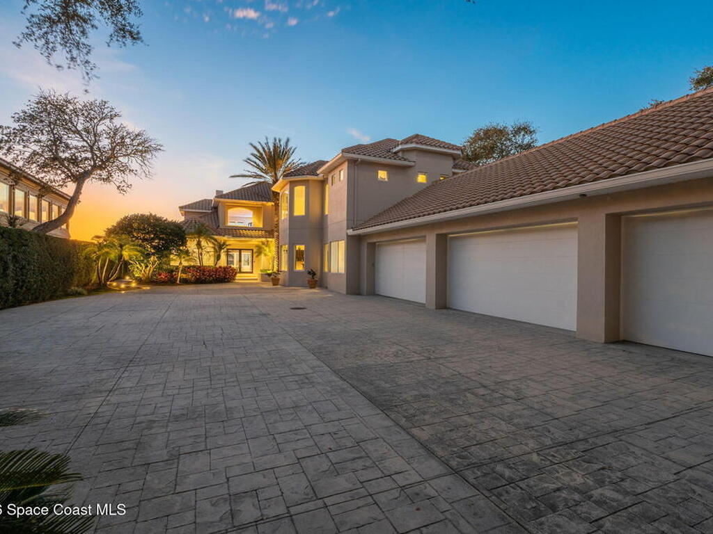 4828 S Peninsula Drive, Ponce Inlet, FL 32127