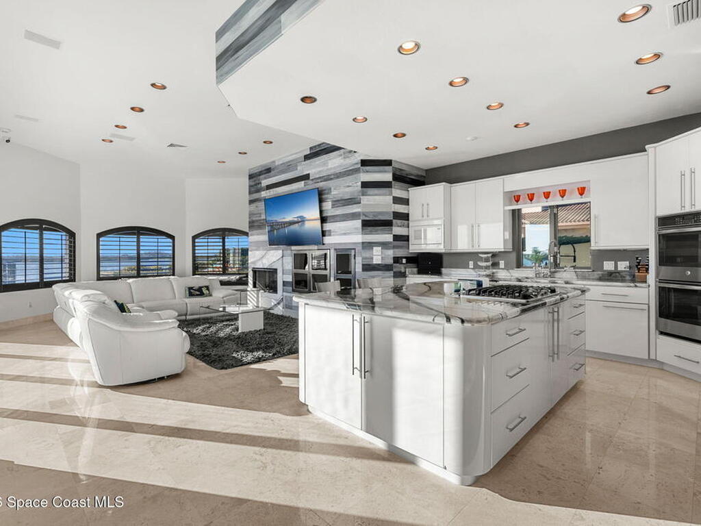 4828 S Peninsula Drive, Ponce Inlet, FL 32127