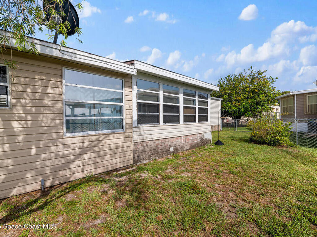 1289 Gardenia Drive, Barefoot Bay, FL 32976