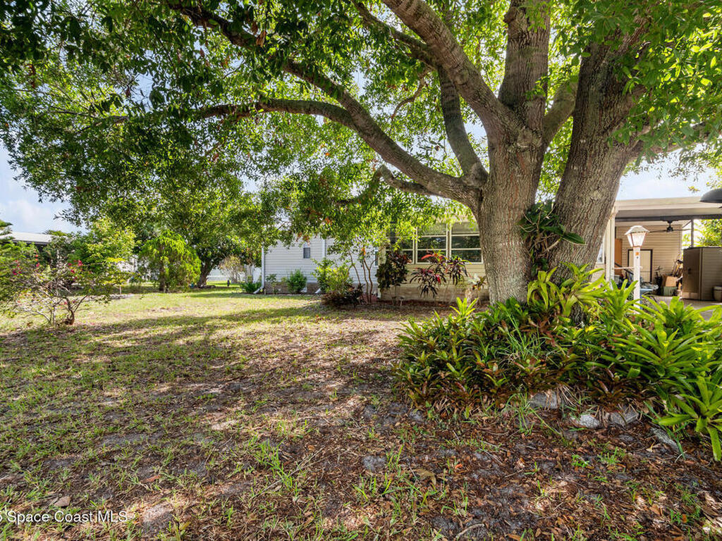 1289 Gardenia Drive, Barefoot Bay, FL 32976