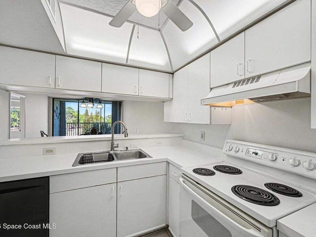 1420 Huntington Lane, Rockledge, FL 32955