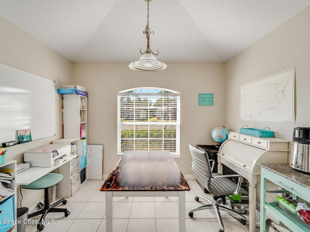 2748 Bradfordt Drive, Melbourne, FL 32904