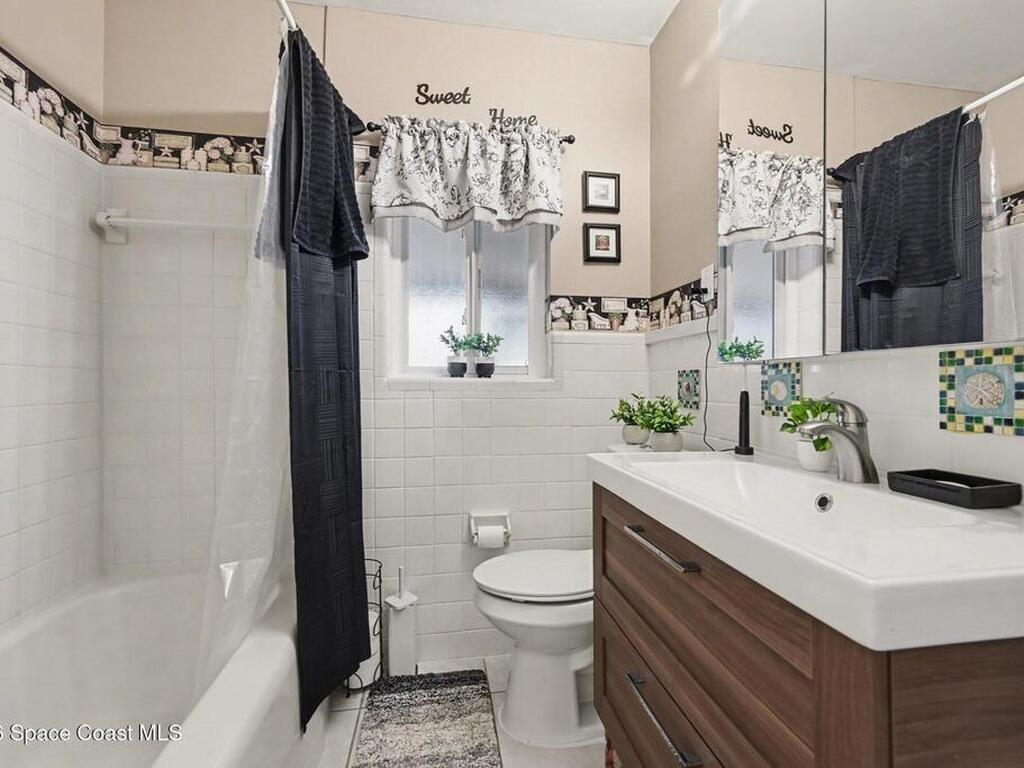 536 Lenore Avenue, Titusville, FL 32796