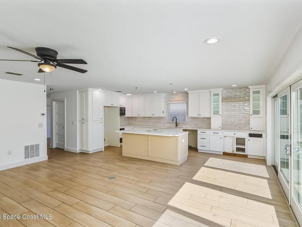 213 E Grant Avenue, Cocoa Beach, FL 32931