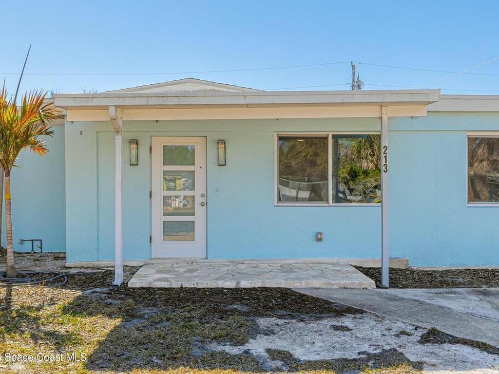 213 E Grant Avenue, Cocoa Beach, FL 32931