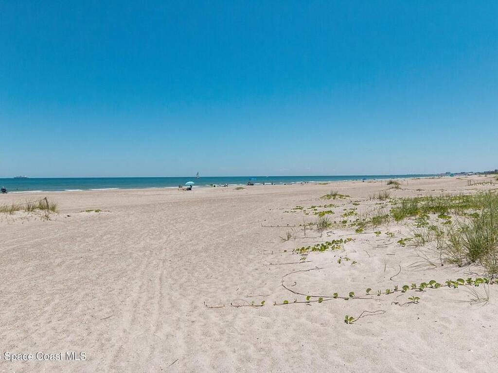 213 E Grant Avenue, Cocoa Beach, FL 32931