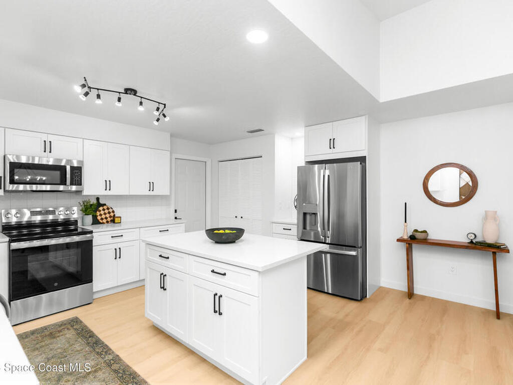 5095 Hogan Place, Cocoa, FL 32927