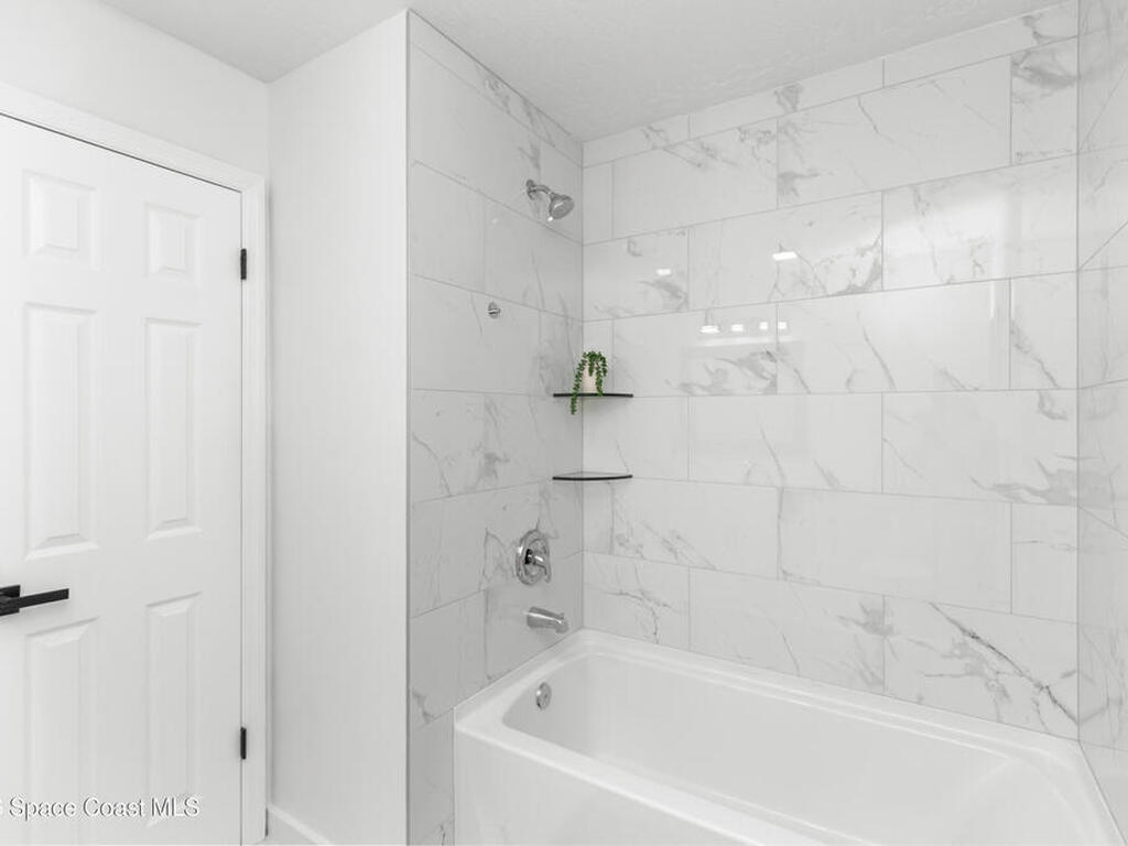 5095 Hogan Place, Cocoa, FL 32927