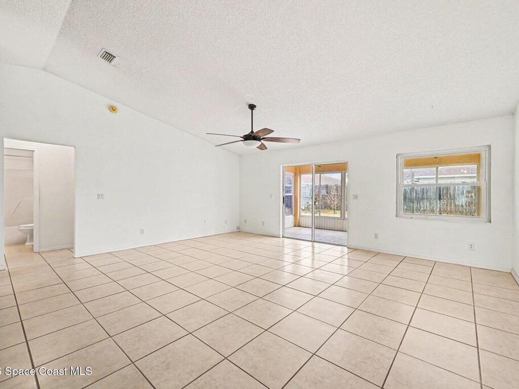 1002 Jacaranda Circle, Rockledge, FL 32955