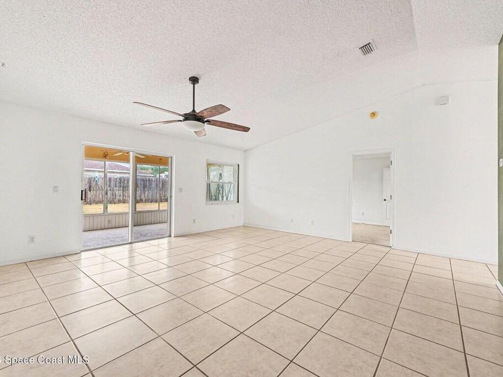 1002 Jacaranda Circle, Rockledge, FL 32955