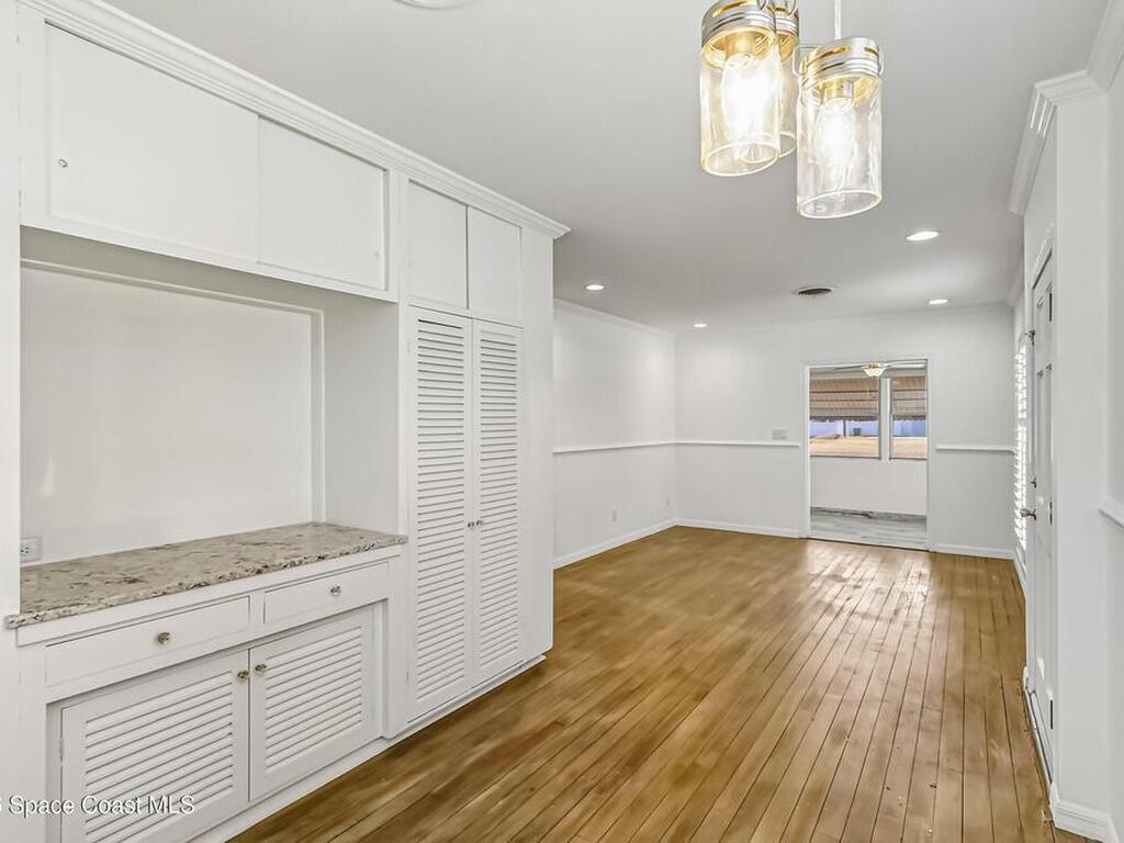 1811 Hickory Street, Melbourne, FL 32901