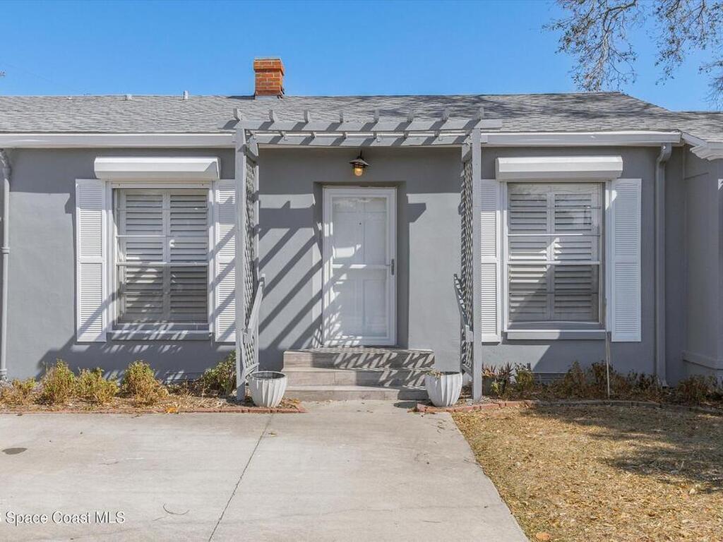 1811 Hickory Street, Melbourne, FL 32901